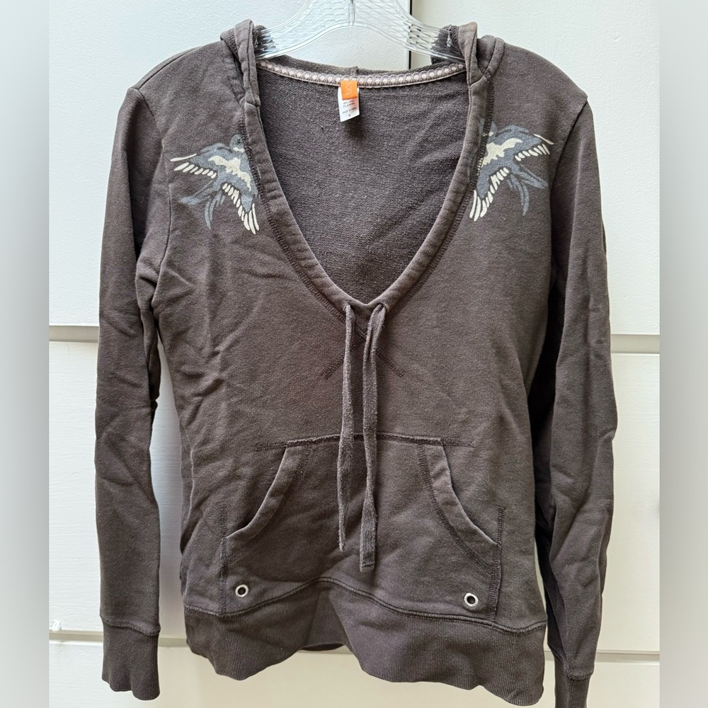Beautiful Lucy brown hoodie with bird design on front and back in size small - Picture 4 of 9